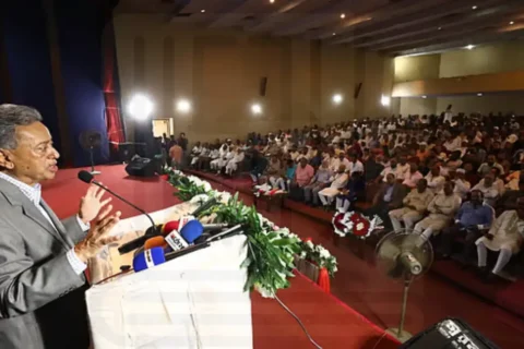 ফ্যাসিস্ট প্রভাবমুক্ত ব্যবসার অঙ্গীকার আমীর খসরুর