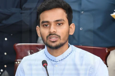 ‘নতুন বাংলাদেশ দিবস’ নিয়ে বিতর্ক, সরকার পুনর্বিবেচনায়